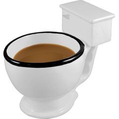 Kaffeebecher WC-Schüssel