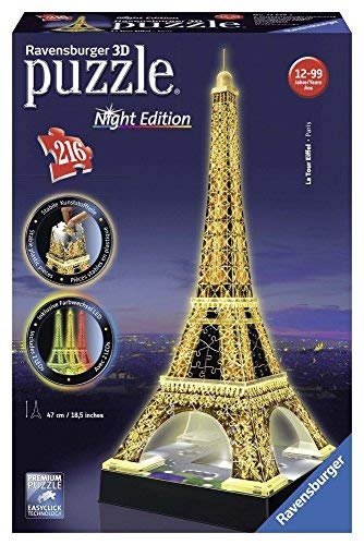 Ravensburger Eiffelturm bei Nacht
