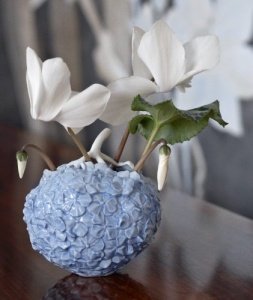 Royal Copenhagen The Art Of Giving Flowers Hortensie Vase