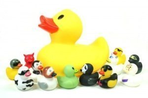 XL Mama Badeente + 12 lustige Ente