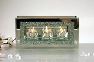 3 Teelichthalter im Rahmen