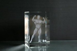 3D-Laserwürfel Bodybuilder