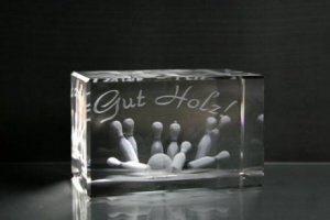 3D-Laserwürfel Gut Holz