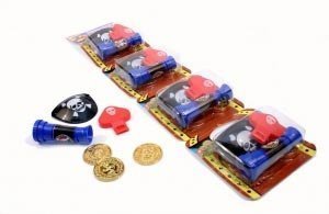 4 Boxen mit Piratenzubehör