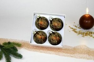 4 Christbaumkugeln Nougat mit Dekor Ø 6c