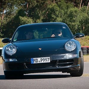 4 Runden selber fahren mit Porsche 911 -