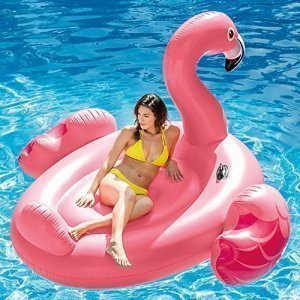 Für Tagträumerinnen: Aufblasbarer Flamingo von Intex