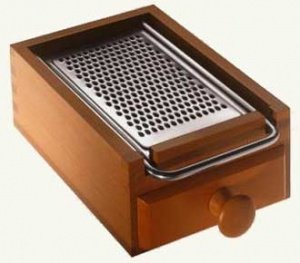 ALESSI Käsereibe aus Birnbaumholz GR0105