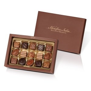 Alkoholfreie Auslese mit 15 Pralinen