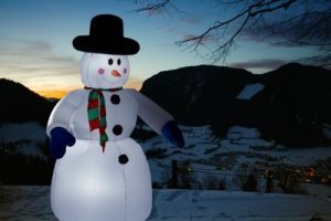 Schneemann aufblasbar 240cm