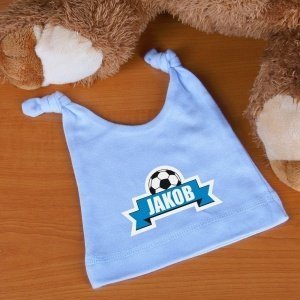 Babymütze hellblau mit Fu??ball