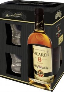 Bacardi Ron 8 Anos in Geschenkverpackung