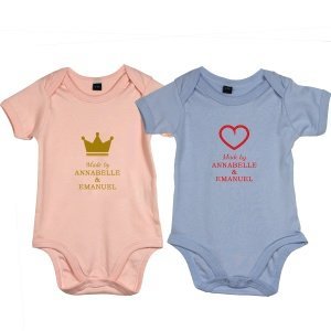 Bestickter "Made by" Babystrampler