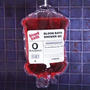Blut Duschgel im Infusionsbeutel