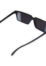 Brille mit Rückspiegel