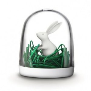 Bunny in the Field - Büroklammeraufbewah