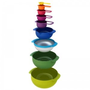 Buntes Küchenset *Nesting*