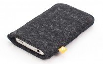 Burning Love Feltpouch iPhone 5 5S Grau-