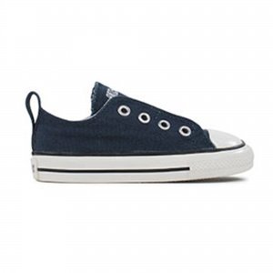 Chucks navy