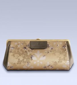 CLUTCH Helene Kurß¡ginas Beichte