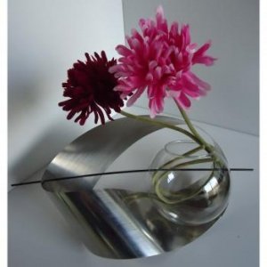 Curve L - Vase von Bookan