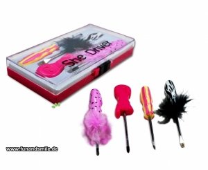 Das pinke Schraubenzieher Set für Frauen