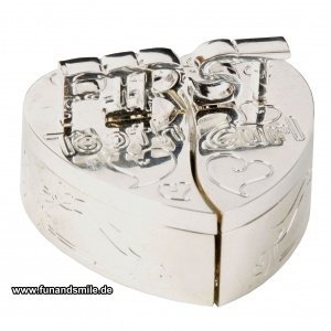 Das silberne Herz für den 1. Zahn und di