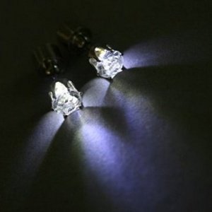 DealMagik Led-Ohrring Ohrstecker