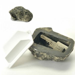 Dekostein mit Geheimfach