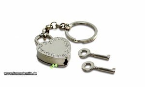 Der Schlüsselanhänger Herzschloss