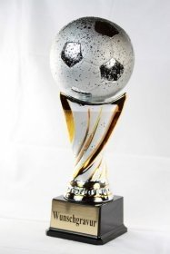 Der individuelle Fußballpokal mit Gravur