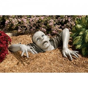 Halloween Zombiefigur Garten