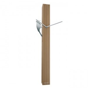 Design-Wanduhr Woodpecker Holzoptik