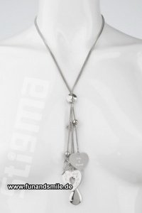 Die edle Halskette mit persönlicher Grav