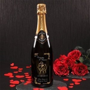 Edle Champagnerflasche mit Gravur zur Ho