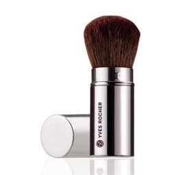 Einziehbarer Puder-Pinsel