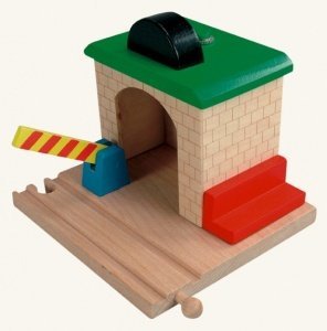 Eisenbahnzubehör Station mit Schranke un