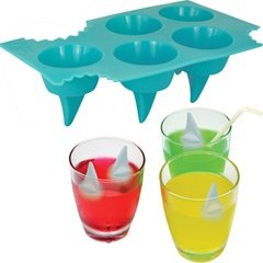 Eiswürfelform Haifischflossen