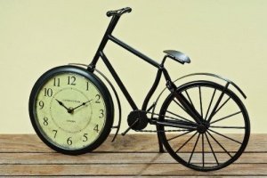 Fahrrad mit Uhr