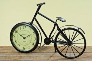 Fahrrad mit Uhr