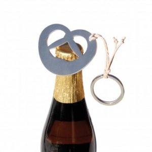 Flaschenöffner Bierbrezel