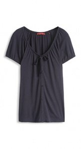 Fließendes Carmen-Shirt