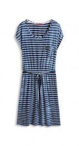 Fließendes Vintage-Ringel-Kleid