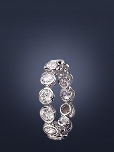 Funkelnder Silberring