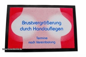 Fußläufer Brustvergrößerung durch Handau