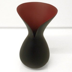gazzel THE COAT Vase Schwarz/Rot
