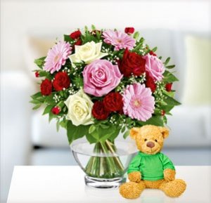 Geburtstagsfreude mit individuellem Tedd