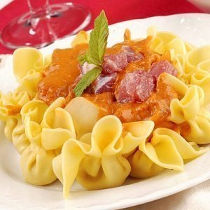 Gefüllte Teigtaschen mit Provolone