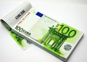 Geldbündel 100 Euro Scheine Notizblock