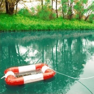 Getränkekasten- schwimmreif